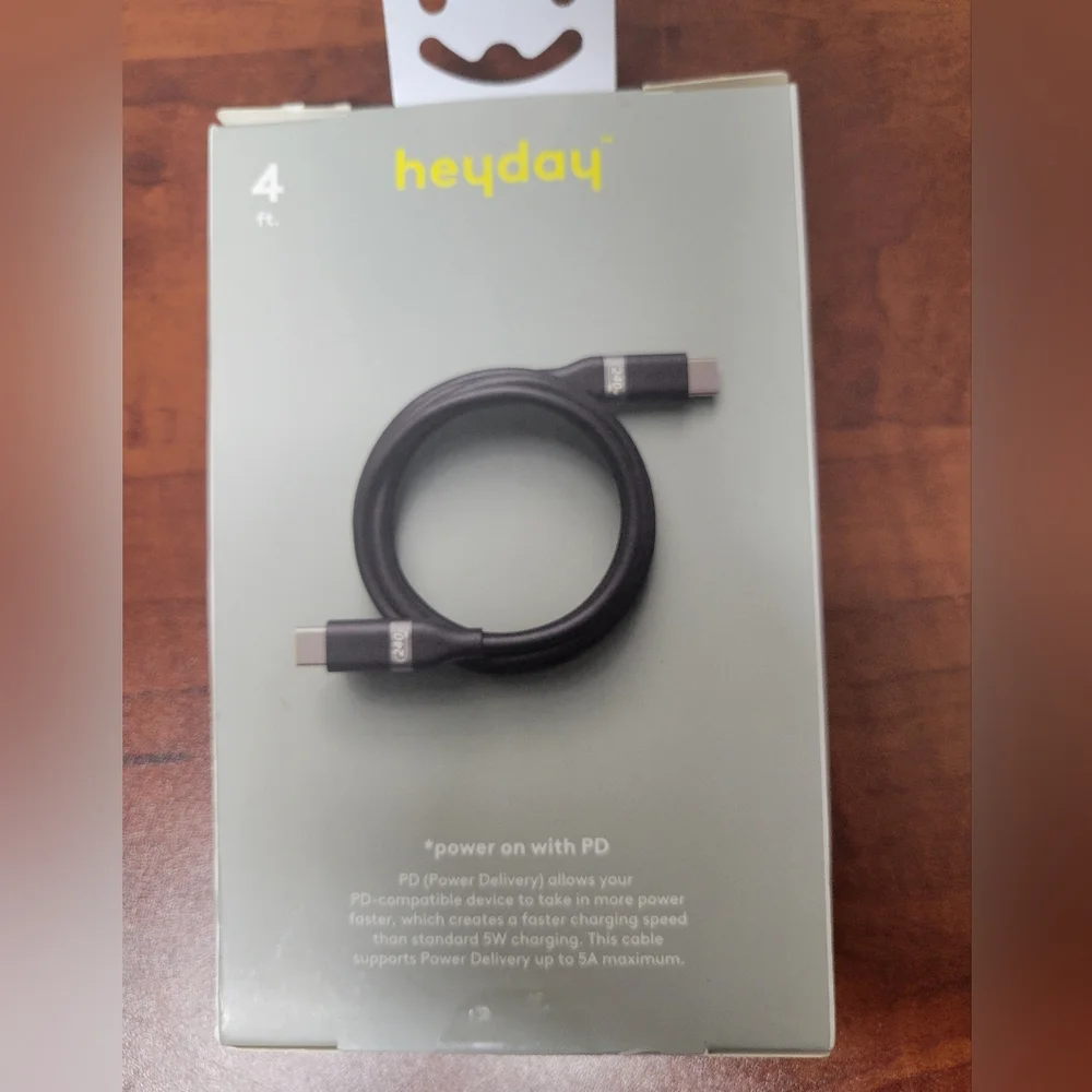 Heyday Black Soft Touch USB-C to USB-C Fast Charging Cable 4 Ft NIB